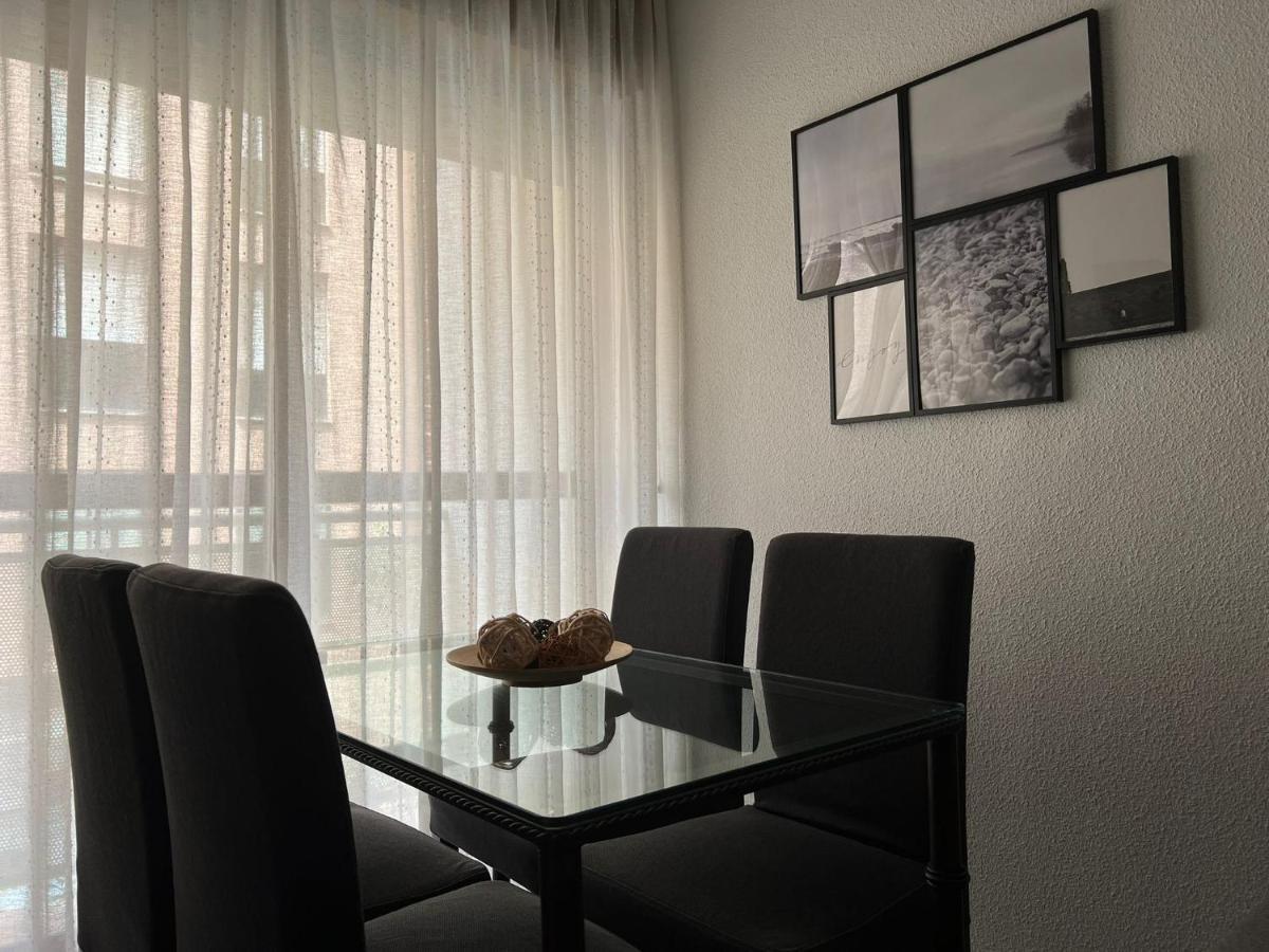 Ciudad Jardin Con Parking Appartement *